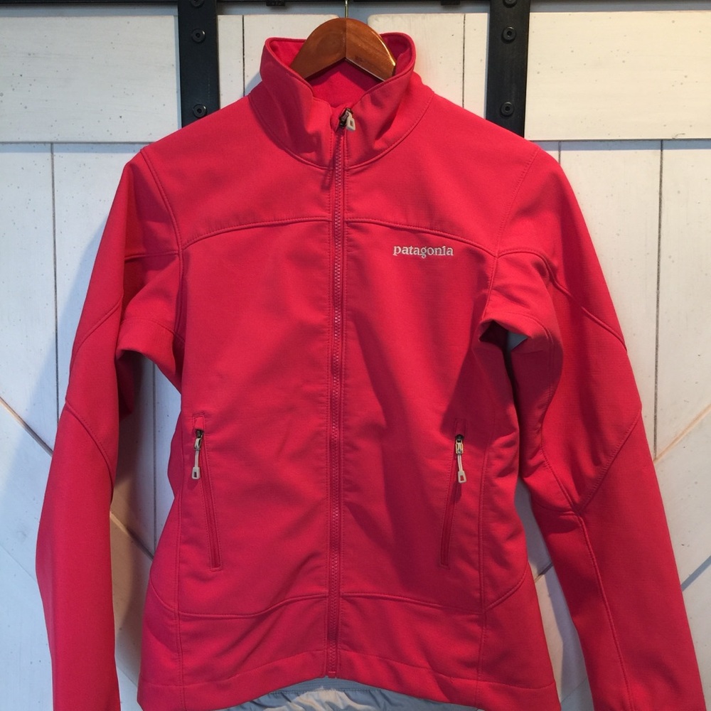 Pink Patagonia jackets - Picture 2 of 6
